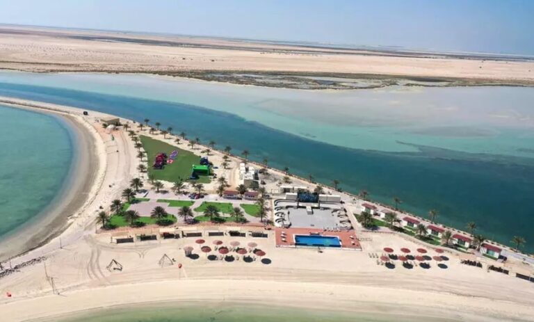 Crown Island Royal M Abu Dhabi offers